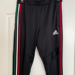 COPY - Adidas 3 stripe Aeroready pants